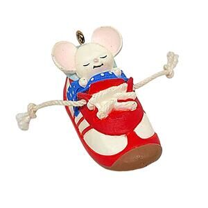 Vintage 1988 Hallmark Keepsake Sneaker Tennis Shoe Mouse Christmas Ornament CL3